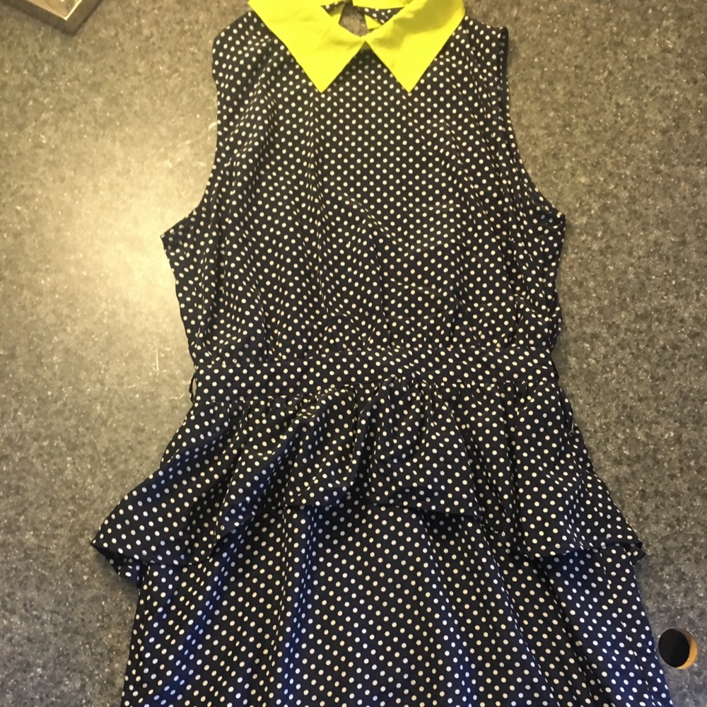 Forever 21 exclusive, Open back dress.